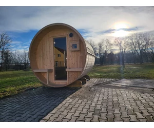 HARVIA Fass-Sauna KUUSI 180 cm lang, mit vollständiger Rückwand
