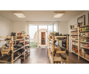 HARVIA Fass-Sauna KUUSI 240 cm lang, mit Terasse