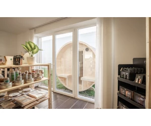 HARVIA Fass-Sauna KUUSI 240 cm lang, mit vollständiger Rückwand