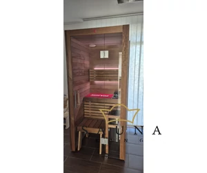 HARVIA Utu Nano Premium finnische Sauna aus wärmebehandelter Espenholz mit Saunaofen 95 x 95 cm