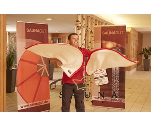 SAUNAGUT® Sauna Wedeltuch TORREOO, Wedeltuch für den Saunameister